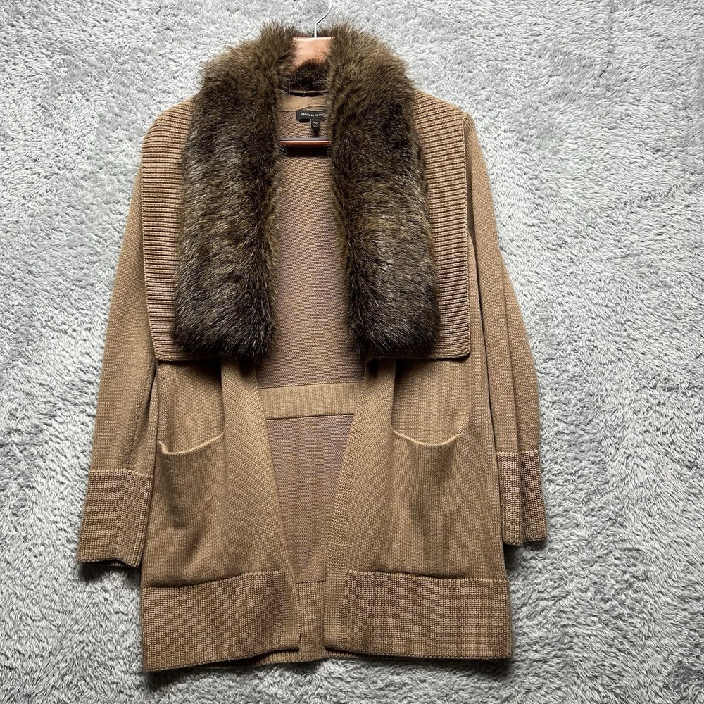 Banana Republic Sweater Cardigan Womens‎ XS Tan Brown Faux Fur Removeable Collar